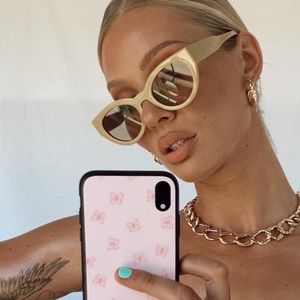 BUNDLE UP BABE🙏🥀